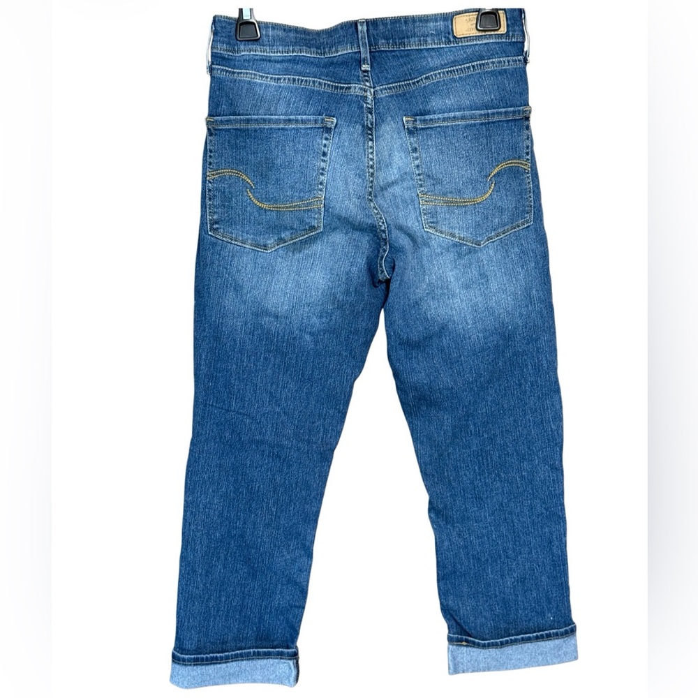 Levi’s Signature Modern Capri Jeans Size 8 W29 Mid Rise Cuffed Stretch - Picture 3 of 3